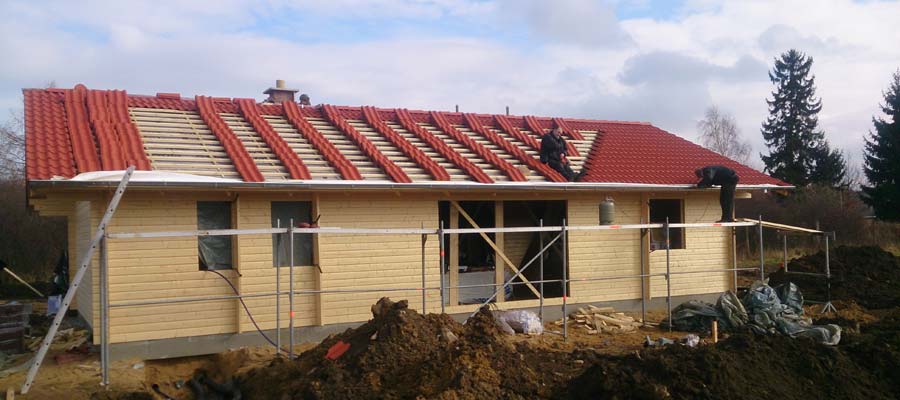 Holzhaus an der Felderberg Seenplatte